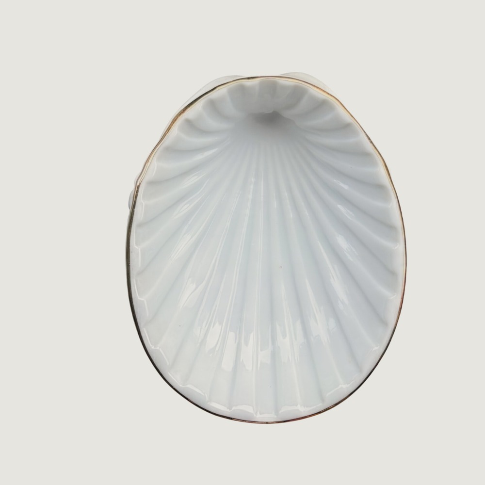 Vintage Porcelain Shell Dish Elizabeth Arden Palais de Versailles White